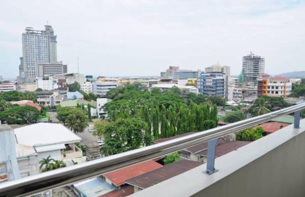 Premiere Citi Suites Cebu Exterior photo